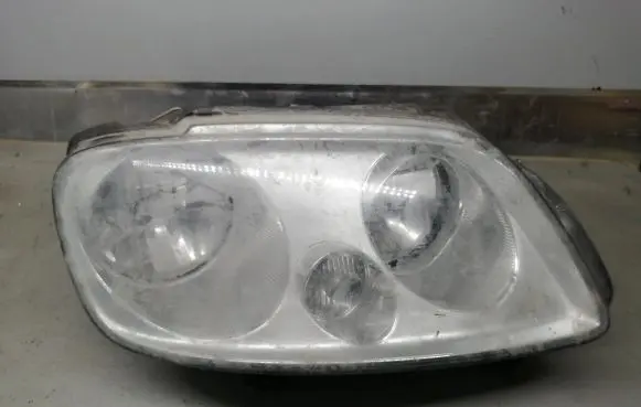 Volkswagen Caddy Headlight/headlamp 2K0941006B