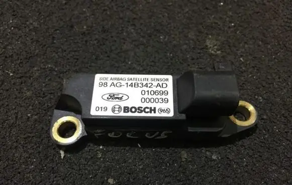 Ford Focus Airbag deployment crash/impact sensor 98ag14b342ad 010699