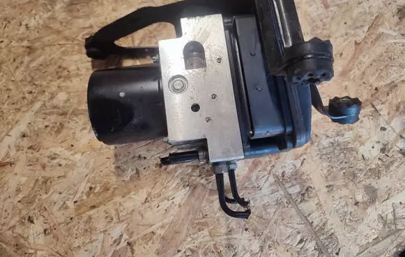 BMW X5 E70 ABS Pump 6783056 6783058