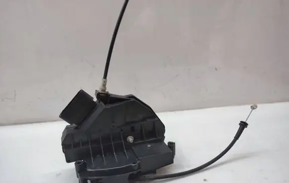 Ford Ranger Rear door lock CM5AA26413BB