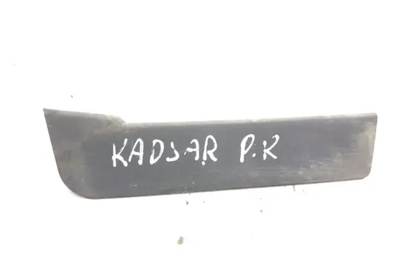 Renault Kadjar Front mudguard 622568647R