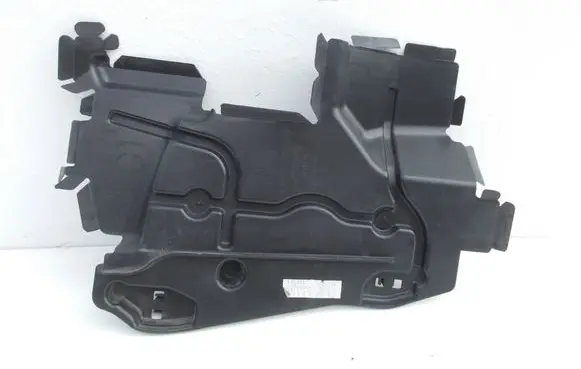Citroen C3 Picasso Intercooler air channel guide 9802945380