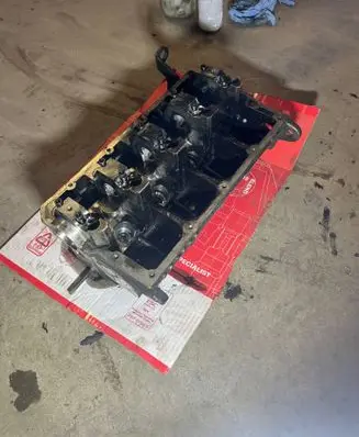 Volkswagen Golf V Engine head 037103373R