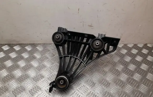 Tesla Model Y Engine mounting bracket 167362700C