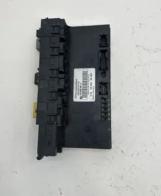 Mercedes-Benz CLK A209 C209 Fuse module 2095450101