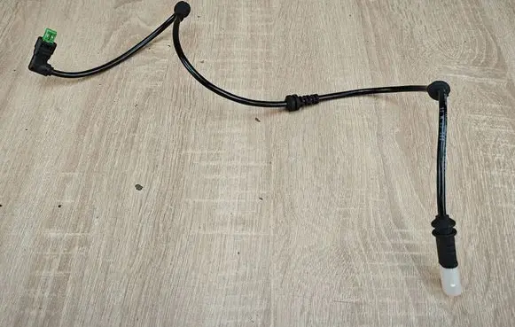 BMW 8 G16 ABS wheel speed sensor 6861345