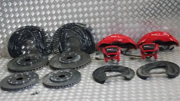 Audi RS6 C8 Brake discs and calipers set
