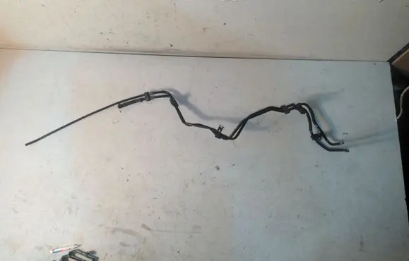 Audi A5 Sportback 8TA Fuel line pipe