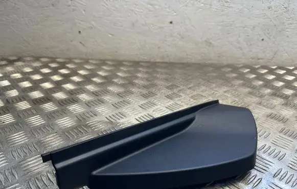 Mercedes-Benz GL X166 Dashboard side end trim A1666808503 16953675