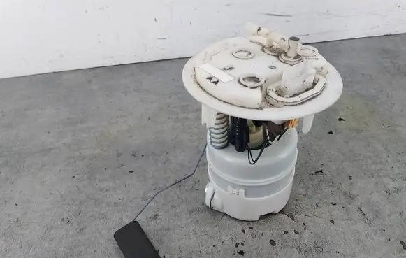 Citroen C4 I In-tank fuel pump 