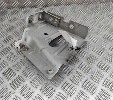Opel Movano B Fender mounting bracket 03D25312R