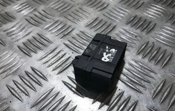 Volvo S60 Other relay 200000 200032