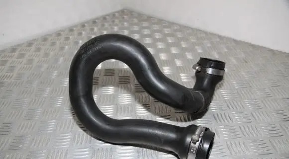 Opel Vivaro Intercooler hose/pipe 8200760918 93861386