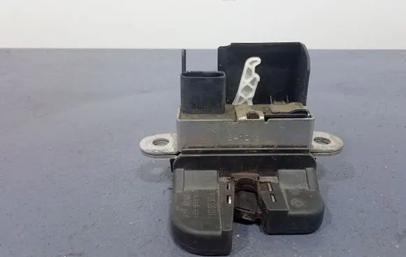 Volkswagen Touran I Tailgate/trunk/boot lock/catch/latch 1T0827505H