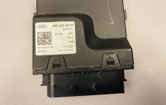 Audi S5 F5 Fuel injection pump control unit/module 4M0906093M
