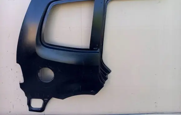 Volkswagen Touran II Rear arch 