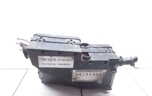 Volvo V50 Fuse module 30679796 3M5T14A142AB