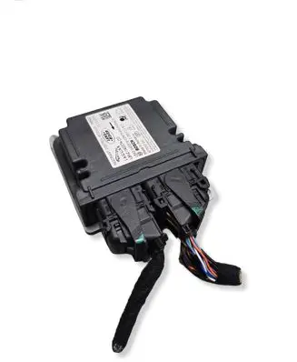 Jaguar I-Pace Airbag control unit/module L8A214D374CD 21112020 0285015927