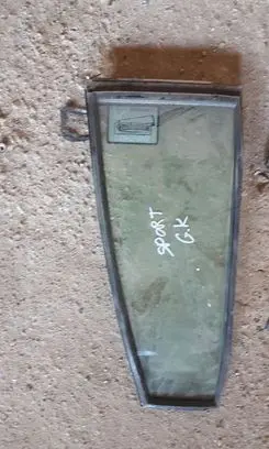 Mitsubishi Pajero Sport I Rear vent window glass 