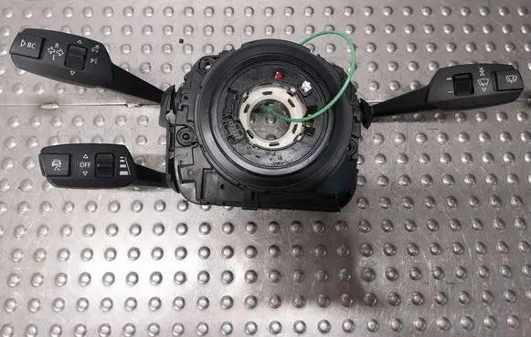 BMW X6 E71 Wiper turn signal indicator stalk/switch 9110888