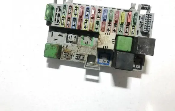 Opel Combo B Fuse box set