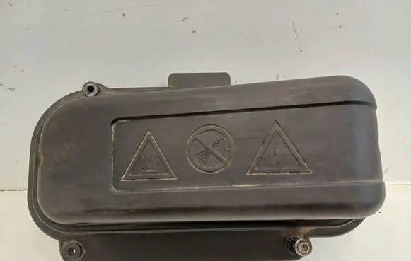 Mini Paceman (R61) Fuse box cover 7555188