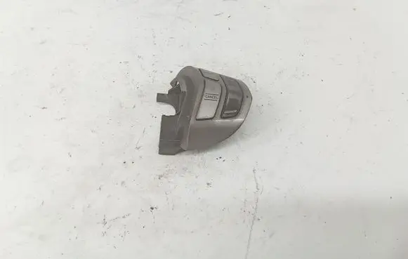 Honda FR-V Steering wheel buttons/switches 