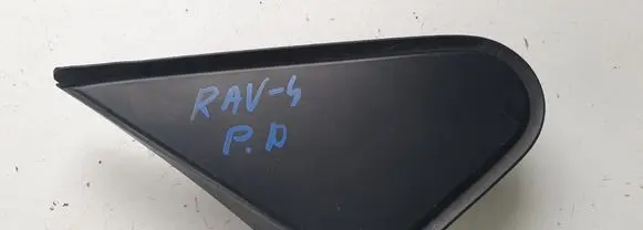 Toyota RAV 4 (XA40) Front door glass trim molding