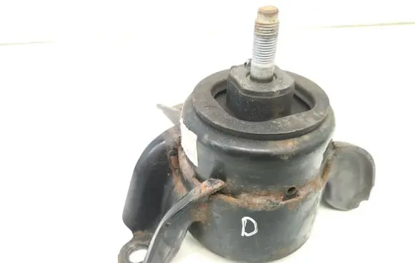 Engine mount bracket