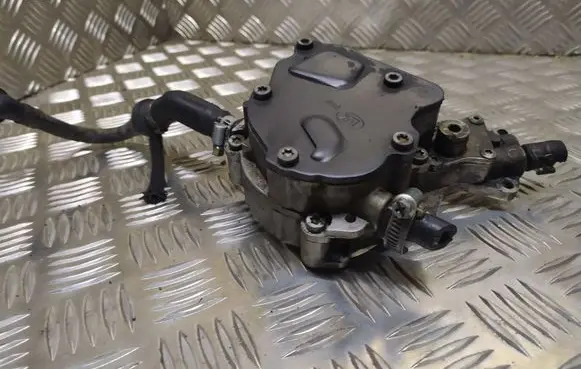Seat Toledo II (1M) Vacuum pump DRM20004