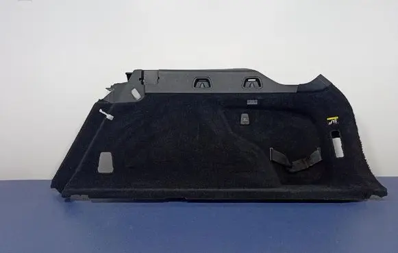 Volvo S90, V90 Tailgate/boot cover trim set 31675190