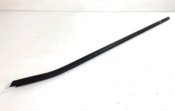 BMW X1 F48 F49 Front door windshield rail 