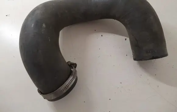 Opel Vivaro Intercooler hose/pipe