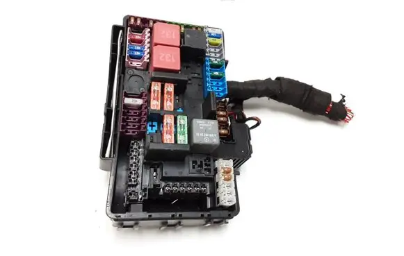 Mercedes-Benz C AMG W205 Fuse module A2059068501
