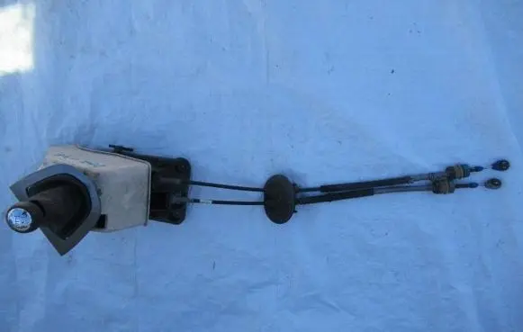 Peugeot 308 Gear selector/shifter in gearbox 