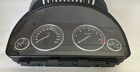 BMW 5 F10 F11 Speedometer (instrument cluster) 25811511 3000081915 2119957