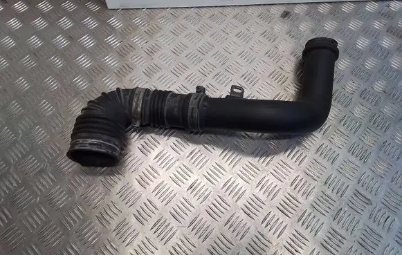 Mazda 6 Air intake hose/pipe R2AA13231 K3804