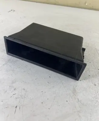 Mitsubishi Grandis Dashboard storage box/compartment MB877180