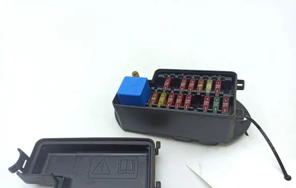 Jaguar XJ X300 Fuse box set LNA2800EE 518591028