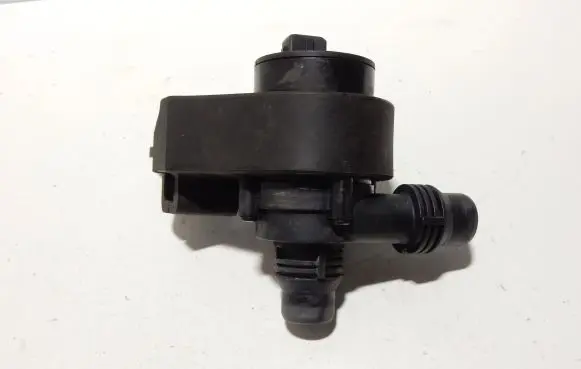 BMW 5 E60 E61 Electric auxiliary coolant/water pump 6922647 64216917700 6347