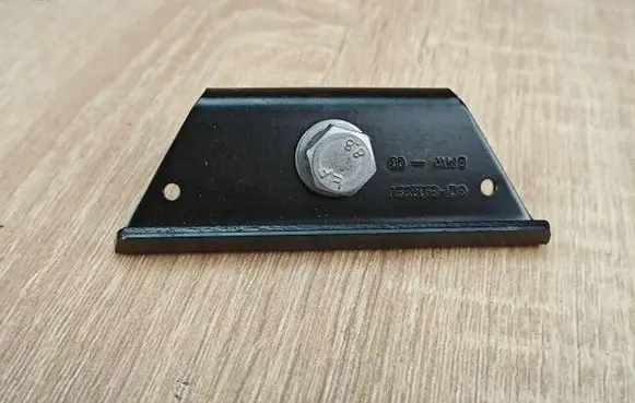Battery bracket