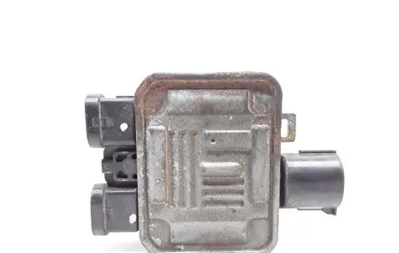 Coolant fan relay