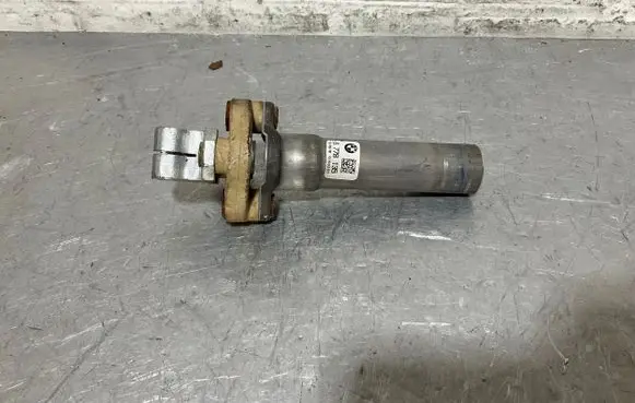 BMW 5 F10 F11 Steering column universal joint 6778135