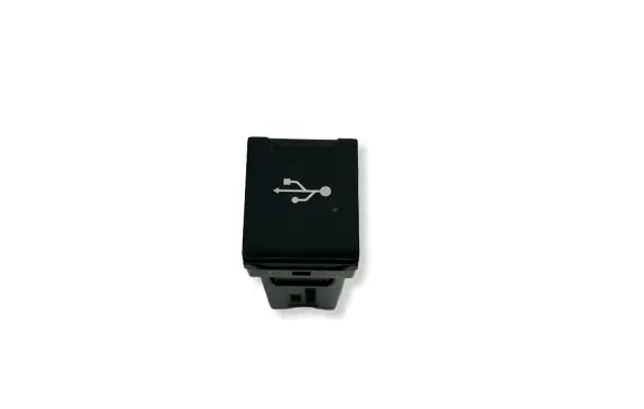 Toyota RAV 4 (XA50) USB socket connector 