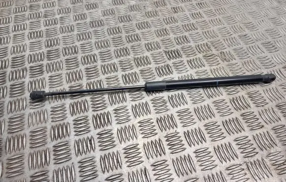 Audi A1 Tailgate/trunk strut/damper 8x482755201