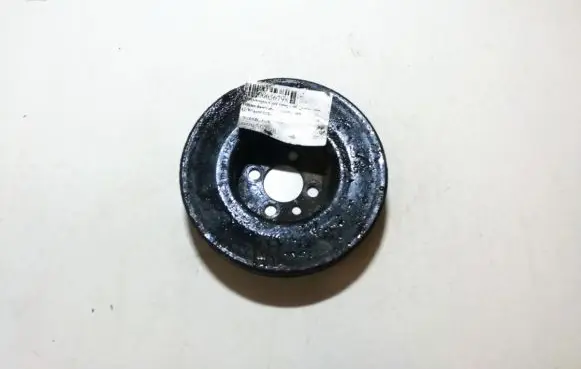 Volkswagen Golf III Crankshaft pulley 028105253a