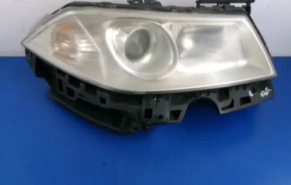 Renault Megane II Headlight/headlamp 8200412745C