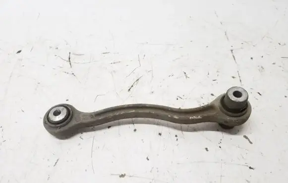 Mercedes-Benz C W204 Rear upper control arm/wishbone A20402