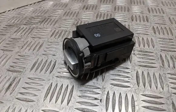 Volkswagen PASSAT B6 Ignition lock 3C0905843Q