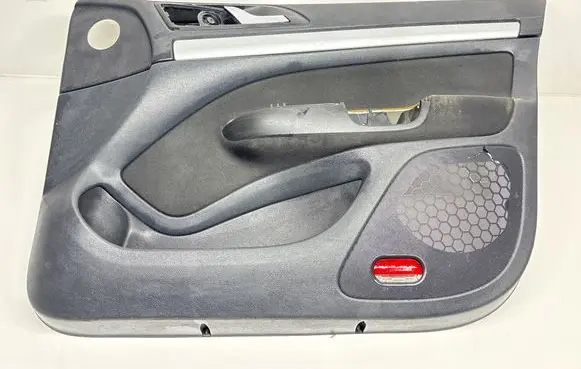Skoda Octavia Mk2 (1Z) Front door card panel trim 1Z1867012